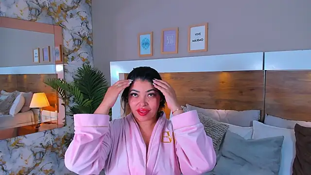 EmaBakker online show from March 17, 2026, 8:28 am