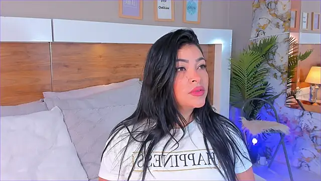 EmaBakker online show from November 20, 2025, 12:28 pm