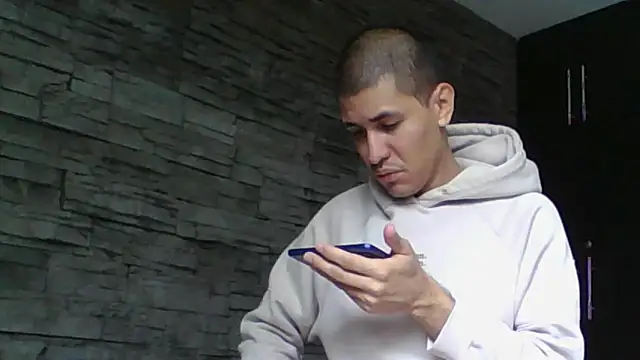 Snapshot of Sexylatin64 chatting on June 10, 2026, 3:24 pm Sexylatin64 online show from June 10, 2026, 3:24 pm