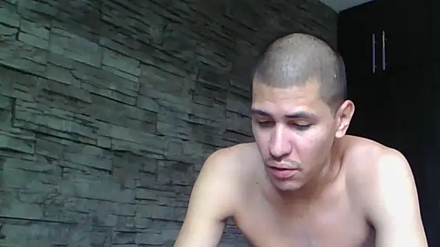 Snapshot of Sexylatin64 chatting on July 3, 2026, 3:29 pm Sexylatin64 online show from July 3, 2026, 3:29 pm