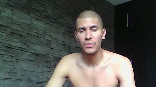 Snapshot of Sexylatin64 chatting on July 28, 2026, 8:52 pm Sexylatin64 online show from July 28, 2026, 8:52 pm