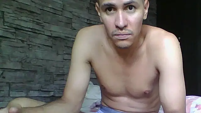 Snapshot of Sexylatin64 chatting on June 22, 2026, 3:53 pm Sexylatin64 online show from June 22, 2026, 3:53 pm