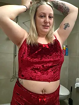 Milas Dreams online show from November 12, 2025, 9:51 pm