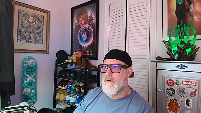 fillingyourthroat2 online show from September 30, 2025, 1:06 pm