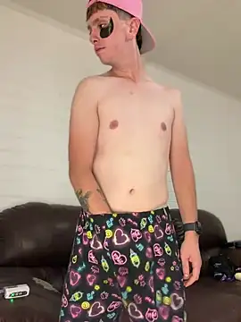 twentywithafelonyy online show from July 26, 2026, 8:27 pm