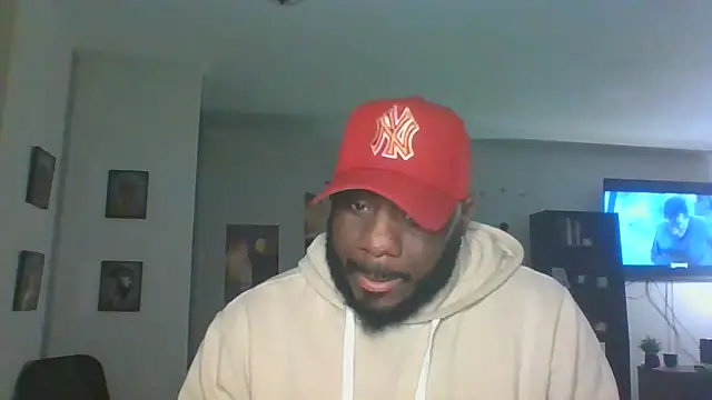 Snapshot of Stayinalive1992 chatting on December 16, 2025, 3:55 am Stayinalive1992 online show from December 16, 2025, 3:55 am