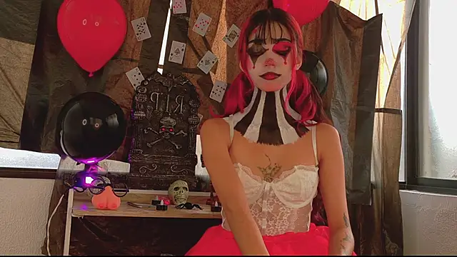 ParisFox  online show from November 1, 2025, 8:57 pm