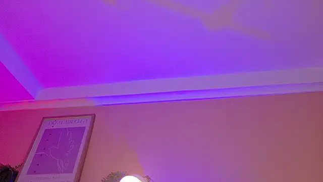 ParisFox  online show from February 26, 2026, 8:53 pm