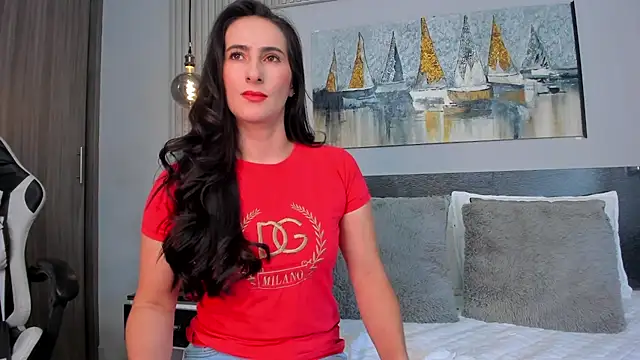 SaraGomez1 online show from July 2, 2026, 3:40 pm