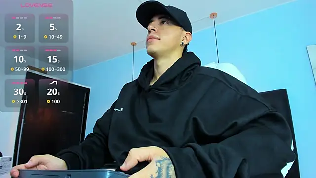 Lobo 17  online show from October 22, 2025, 3:50 am