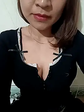 AssAsiancute online show from December 31, 2024, 5:07 pm