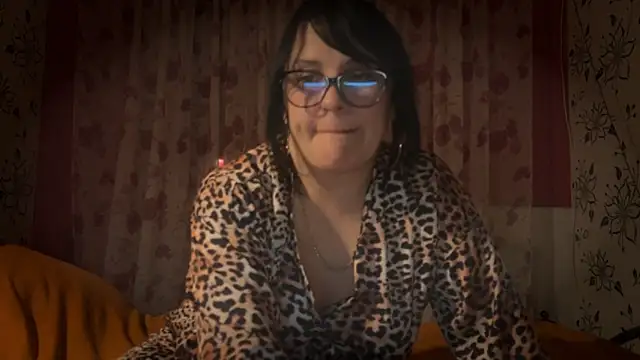 StellarTeam online show from December 20, 2025, 8:44 pm