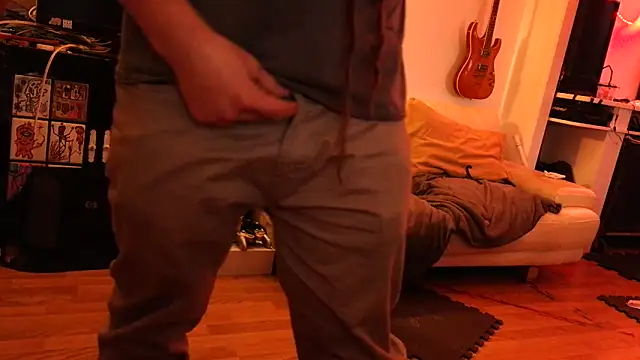 Snapshot of QcMisterv13 chatting on February 1, 2026, 11:52 am QcMisterv13 online show from February 1, 2026, 11:52 am