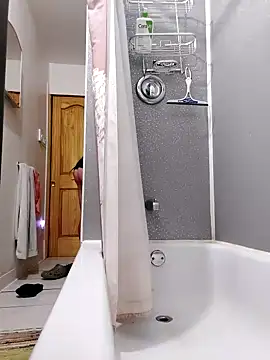 Snapshot of QcMisterv13 chatting on October 1, 2025, 2:49 am QcMisterv13 online show from October 1, 2025, 2:49 am