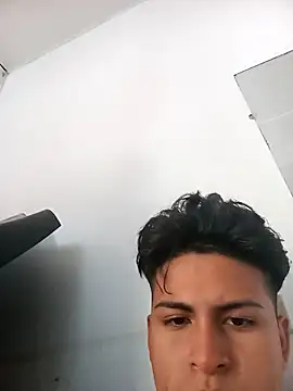 juanpr 1-15 online show from November 11, 2025, 9:42 pm