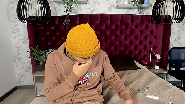 Andy Joy  online show from March 19, 2026, 11:32 am