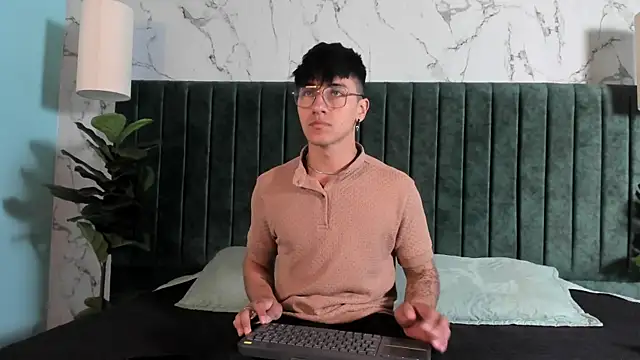 Andy Joy  online show from July 31, 2026, 11:42 am