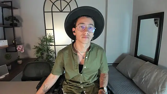 Andy Joy  online show from December 20, 2025, 11:24 am