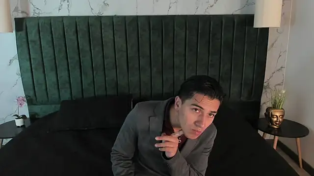 Andy Joy  online show from December 16, 2025, 11:14 am