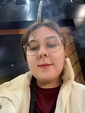 cinnabon  online show from March 7, 2025, 6:00 pm