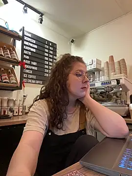 cinnabon  online show from December 21, 2025, 2:30 pm