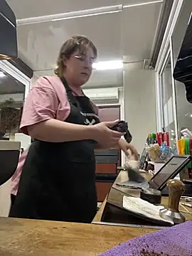 cinnabon  online show from March 12, 2025, 6:43 pm