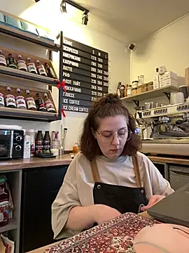 cinnabon  online show from February 3, 2026, 1:27 pm