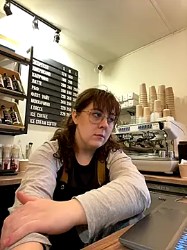 cinnabon  online show from October 26, 2025, 8:48 am