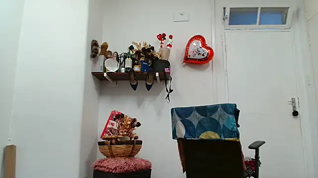 Snapshot of xTALLSEXYBUMx chatting on March 16, 2026, 6:17 am xTALLSEXYBUMx online show from March 16, 2026, 6:17 am