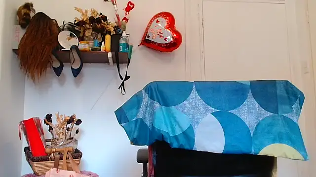 xTALLSEXYBUMx online show from June 25, 2026, 10:53 am