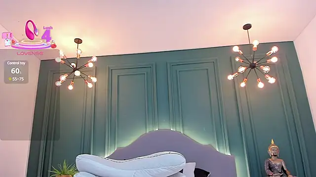 rubyhill 2711 online show from February 22, 2025, 5:44 am