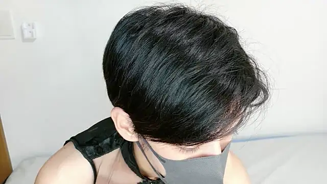 itsme LEON online show from October 28, 2025, 12:59 pm