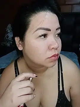 Snapshot of Chantal_lopez chatting on July 16, 2026, 2:58 pm Chantal lopez online show from July 16, 2026, 2:58 pm