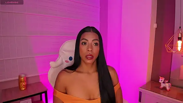 Amber villalobos  online show from October 2, 2025, 4:27 am