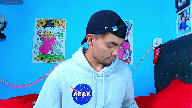 kalivan voinesscu online show from March 2, 2025, 7:10 am