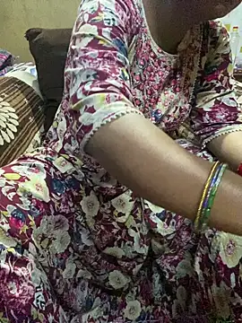 Tameesh sexy mistress online show from June 15, 2026, 4:39 pm