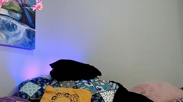 naihroby online show from November 5, 2025, 10:46 pm