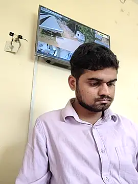 Ishan003 online show from April 25, 2026, 5:54 am