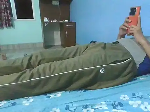 Ishan003 online show from October 16, 2025, 4:15 pm