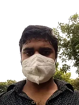 Ishan003 online show from September 22, 2025, 3:56 am