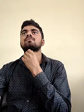 Snapshot of Ishan003 chatting on March 15, 2026, 5:25 am Ishan003 online show from March 15, 2026, 5:25 am