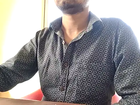 Snapshot of Ishan003 chatting on February 13, 2026, 2:33 am Ishan003 online show from February 13, 2026, 2:33 am