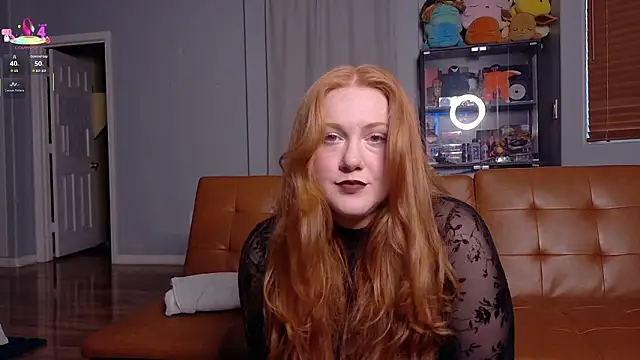 Snapshot of Scarlettredff chatting on March 28, 2026, 1:50 am Scarlettredff online show from March 28, 2026, 1:50 am