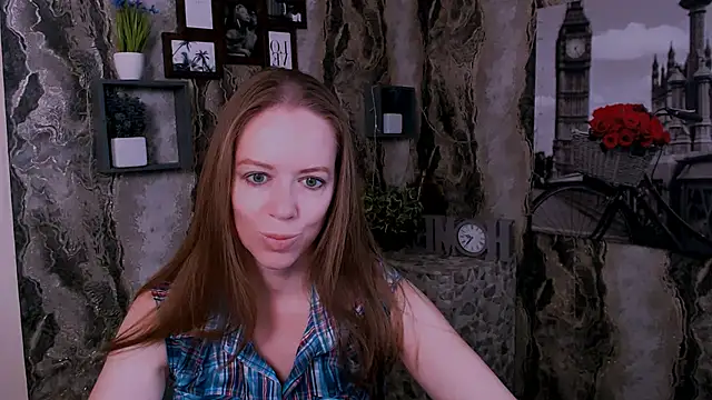 GloriaSi  online show from July 4, 2026, 4:52 am