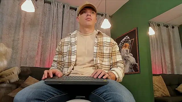 Jake Tylerr  online show from November 18, 2025, 8:01 pm