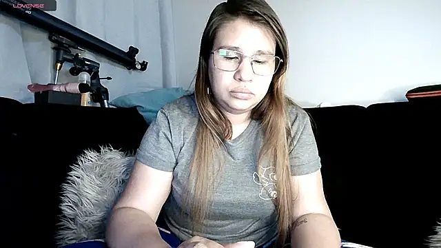 meichang452 online show from April 17, 2026, 6:38 am