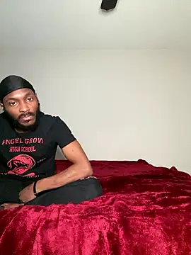 Stacy Raine online show from February 10, 2026, 4:11 am