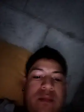 angeltbb11 online show from May 28, 2026, 4:42 am