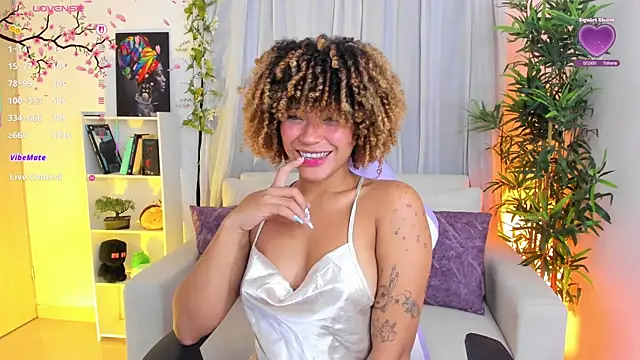 Snapshot of natty_romanof_18 chatting on July 24, 2026, 12:01 pm natty romanof 18 online show from July 24, 2026, 12:01 pm