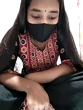 Snapshot of Etha-Moni chatting on December 5, 2024, 5:55 pm Etha-Moni online show from December 5, 2024, 5:55 pm